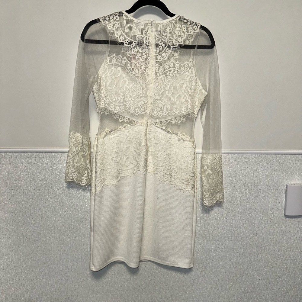 NWT NEW Wedding Women Carolina Dress, Size L, White lace short long sleeve party - Picture 4 of 16